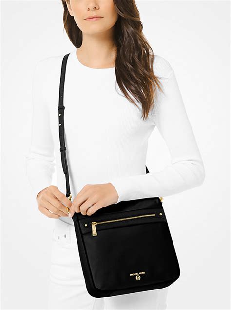 michael kors jet set large nylon gabardine messenger bag|Jet Set Large Nylon Gabardine Messenger Bag .